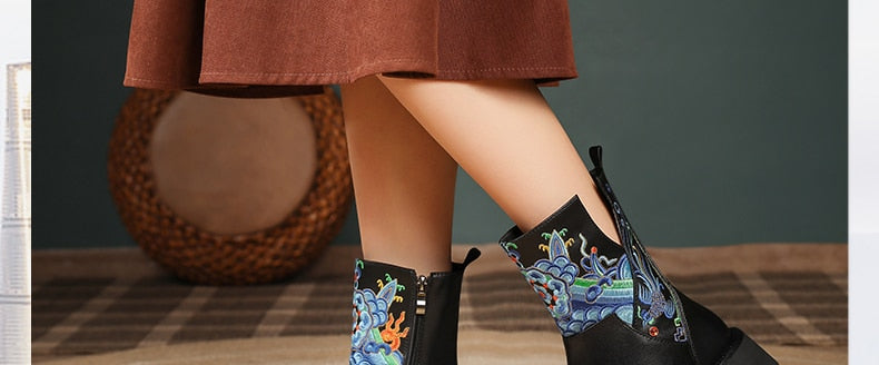 Winter boots for women