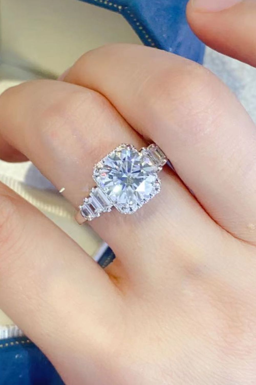 2 Carat Moissanite 925 Sterling Silver Ring Trendsi