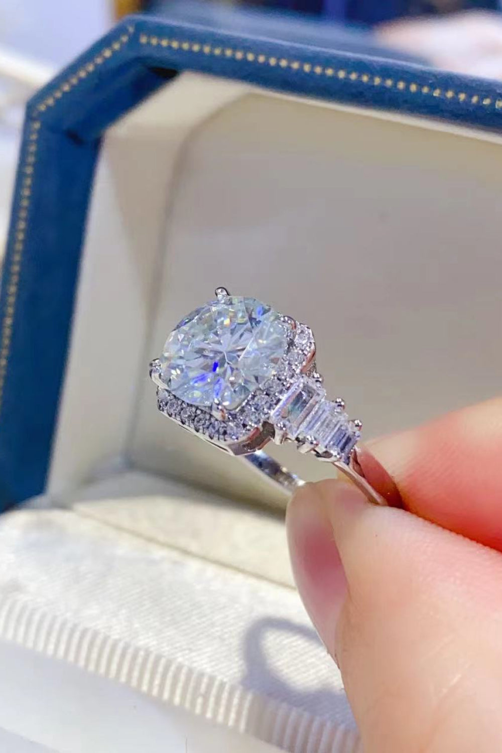 2 Carat Moissanite 925 Sterling Silver Ring Trendsi