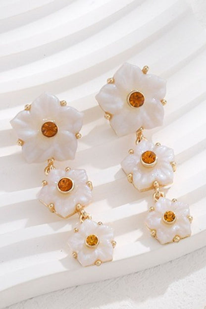 Contrast Resin Flower Earrings Trendsi