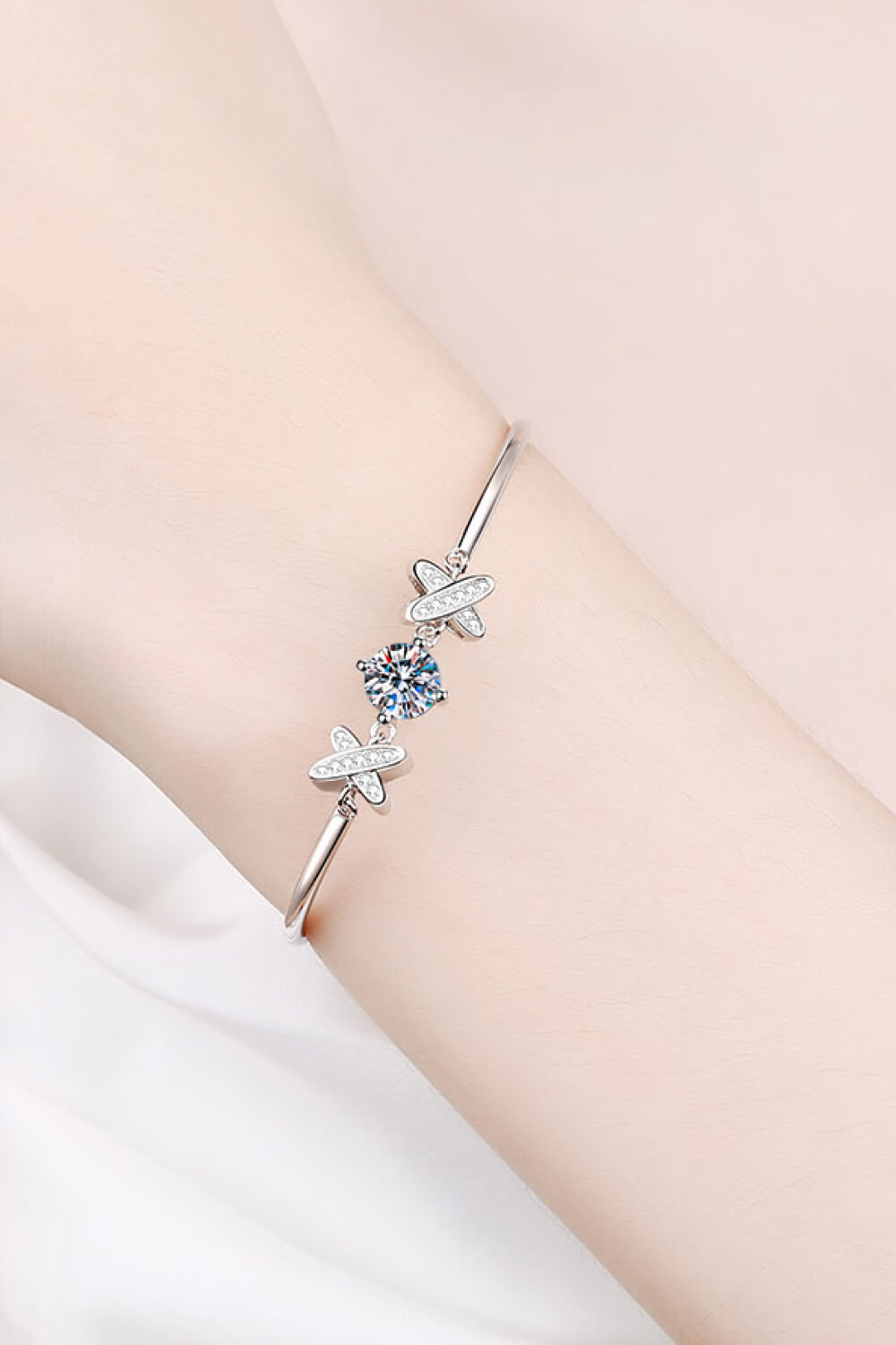 Happy State of Mind 1 Carat Moissanite Bracelet Trendsi