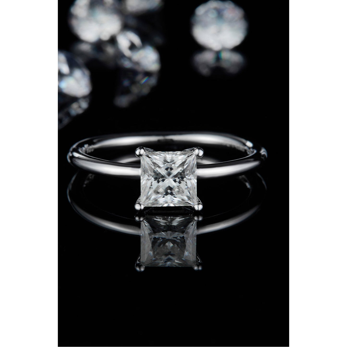 1 Carat Moissanite 925 Sterling Silver Solitaire Ring