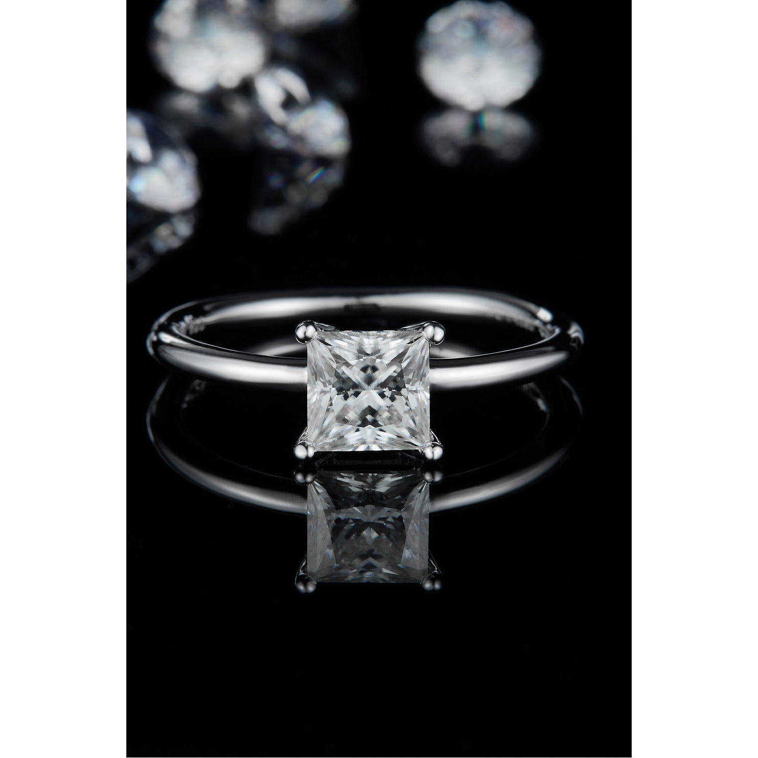 1 Carat Moissanite 925 Sterling Silver Solitaire Ring