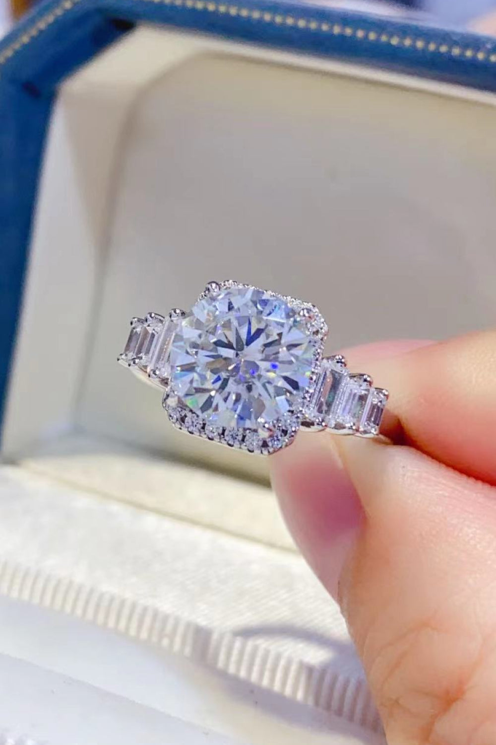 2 Carat Moissanite 925 Sterling Silver Ring Trendsi