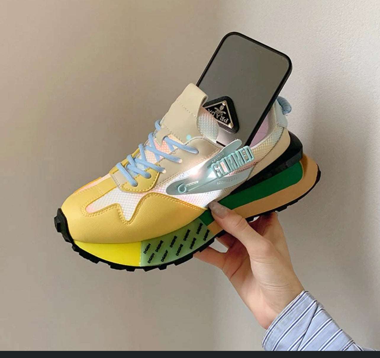 New Designer Tenis Lightweight Soles Women Sports Shoes Fashion