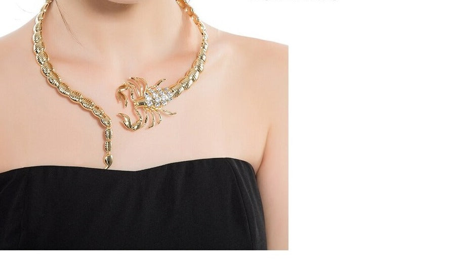 Scorpion Shape Women Necklace Gold & Silver Color Woman Choker Neck Necklace