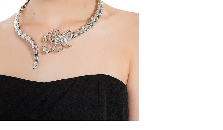 Scorpion Shape Women Necklace Gold & Silver Color Woman Choker Neck Necklace