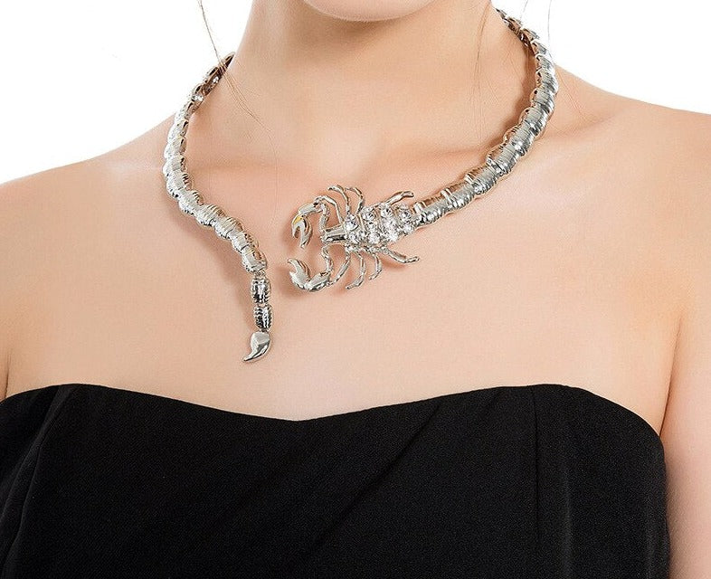 Scorpion Shape Women Necklace Gold & Silver Color Woman Choker Neck Necklace